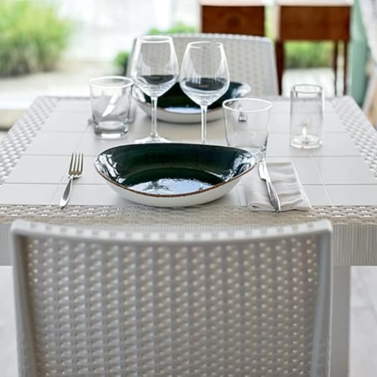 Sedia "Ginevra" in resina simil rattan, ideale per ambienti interni ed esterni